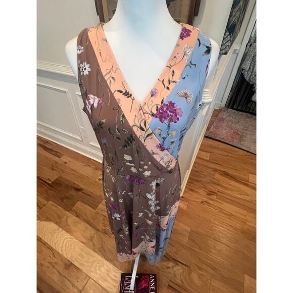 EST 1946 NWT V NECK HI LO FLORAL FULL BLOOM DRESS WOMENS SIZE MEDIUM - Picture 8 of 9